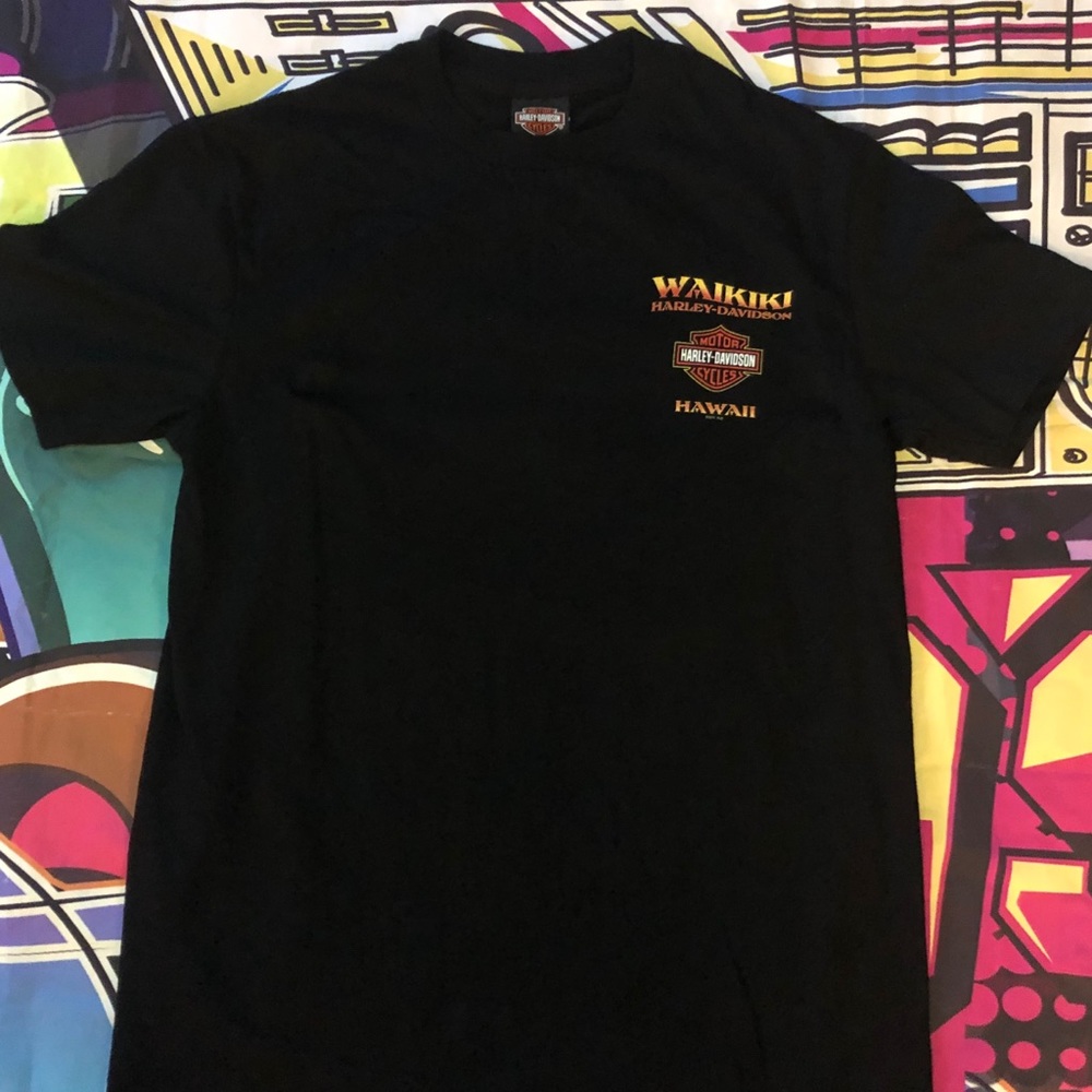 Nice Waikiki Harley Davidson T-shirt.